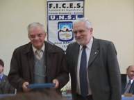 Entrega de Recordatorio a miembros Pro-Facultad
