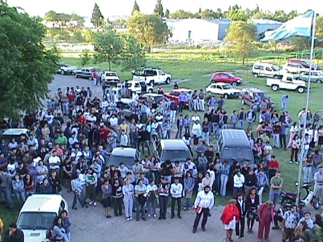 ingreso2002/ingresantes.jpg